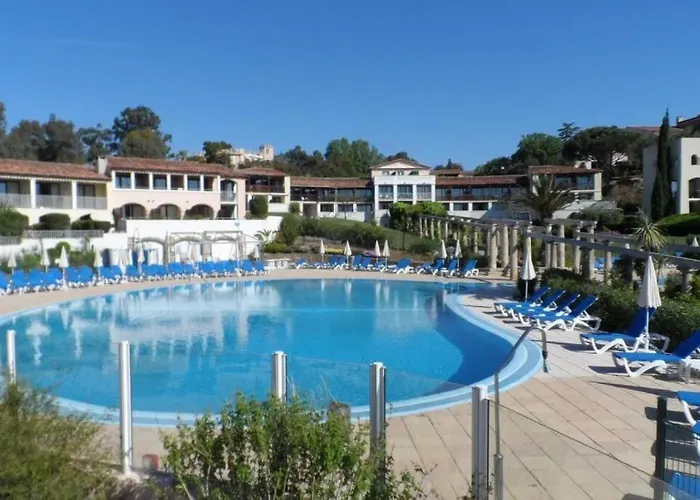Escapade Ensoleillee Aux Parcs De شقة غريمو